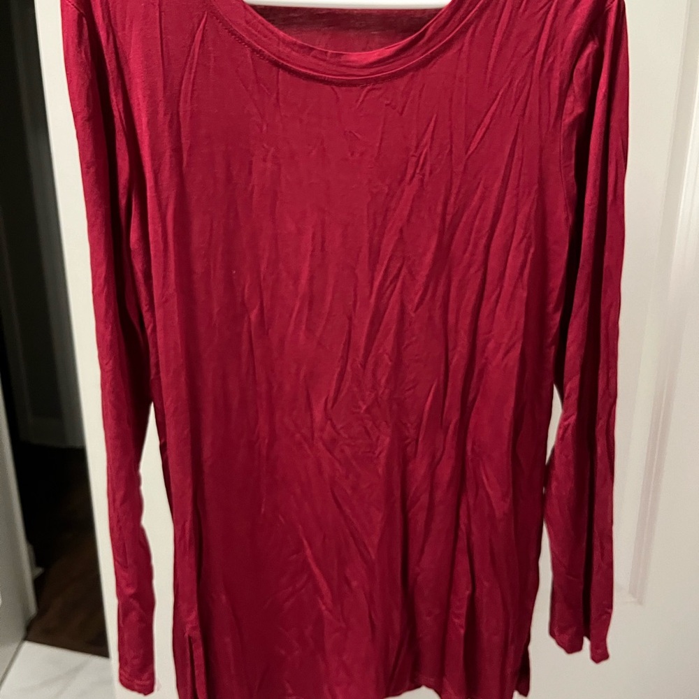 Women's Red Long Sleeve Top